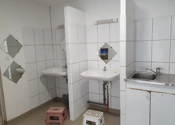 Aux Sabots De Vent Campsite Chuffilly-Roche