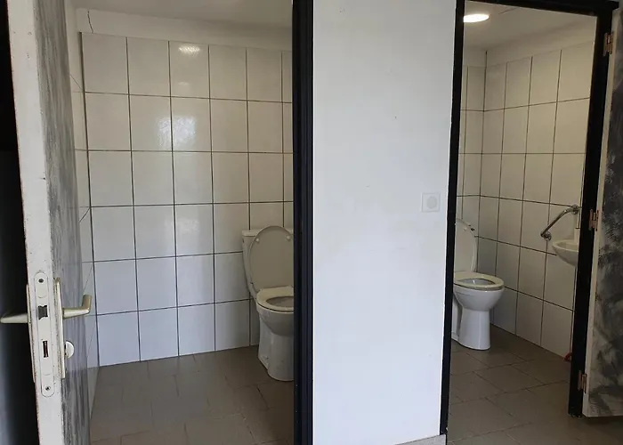 Aux Sabots De Vent Campsite *